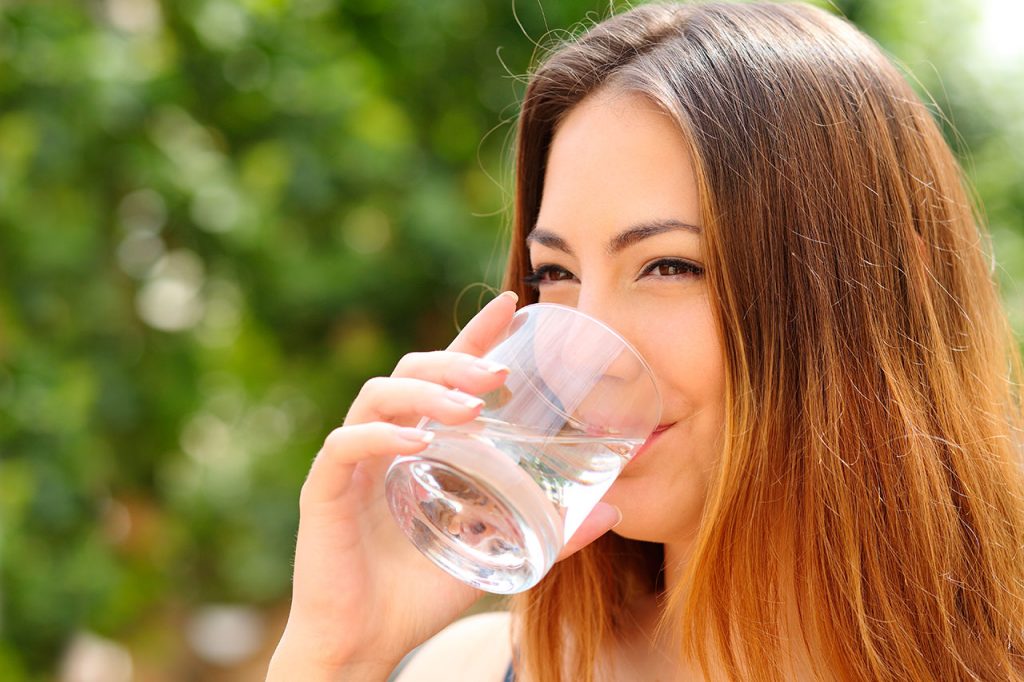 Combate Los Sofocos De La Menopausia Con Estos 15 Remedios Naturales combate-los-sofocos-de-la-menopausia-con-estos-15-remedios-naturales
