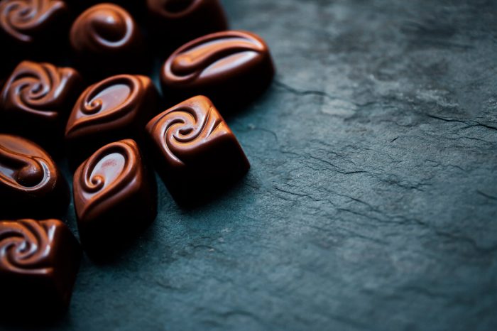 chocolate-negro-bombones